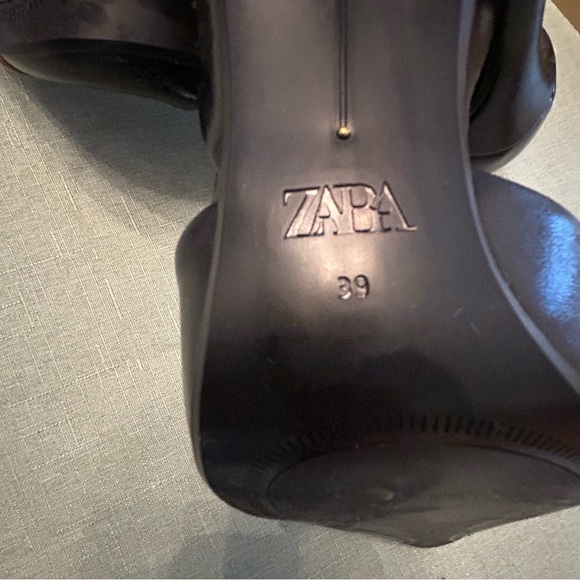 Zara Black Pointed Toe Heels - Picture 15 of 16